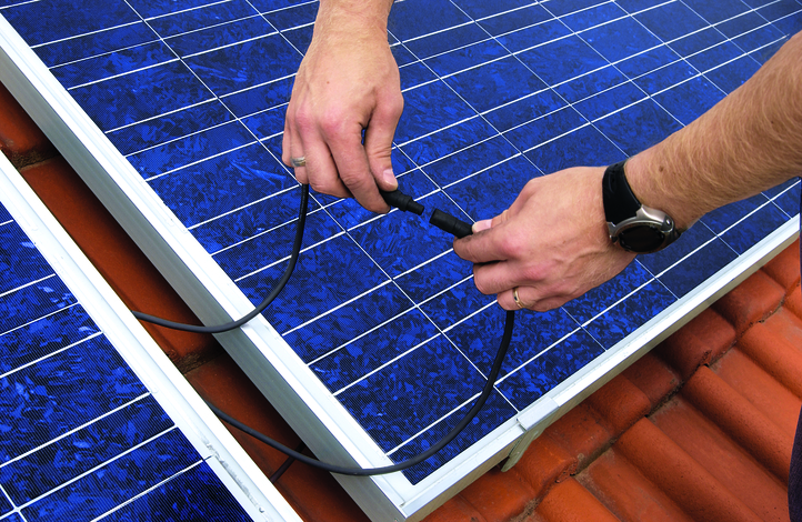 domácí solární elektrárna poskytuje nemalé úspory