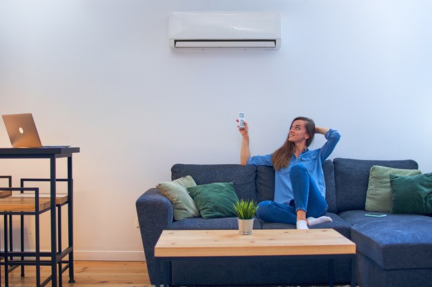 Přitápění domu klimatizací neposkytuje sálavé teplo. 