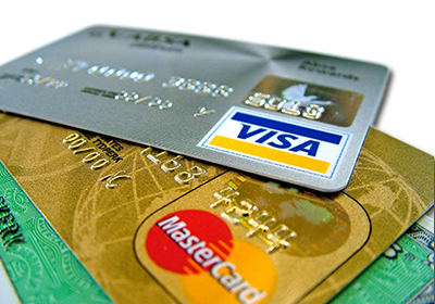 Souboj na ostří nože: VISA nebo MasterCard
