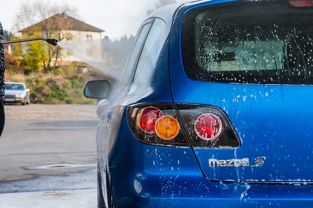 vysokotlaký čistič - mytí auta