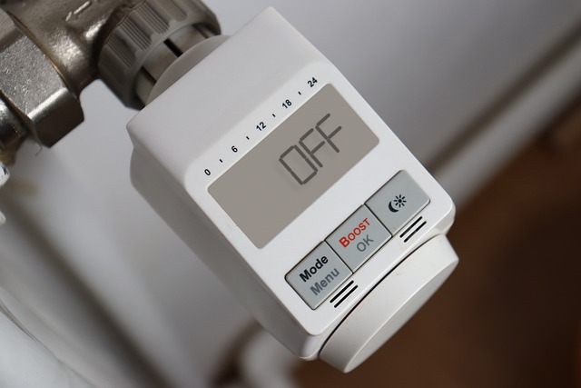 Elektronická termostatická hlavice přináší nové možnosti regulace v jednotlivých místnostech